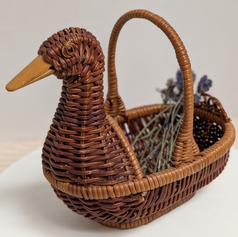 Woven Duck Basket With Handle